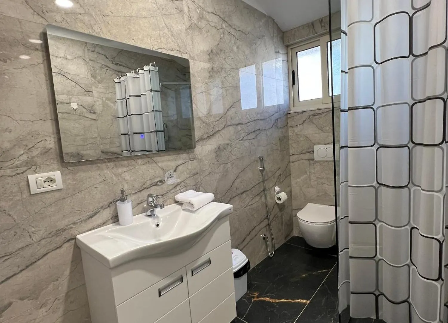 Guest house Coral Home Shkoder