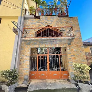 Shkodra Guest House & Trips Guest house